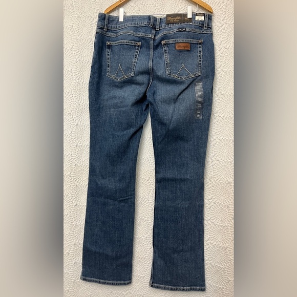 Wrangler Retro Mae Mid Rise Bootcut Jeans Size 15 X 34 Medium Wash Rodeo Cowgirl - Picture 5 of 16